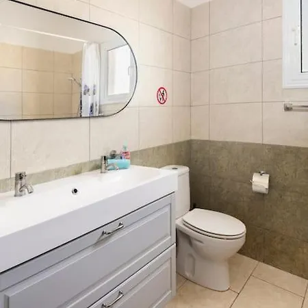 Center Floor Big Balcony 2br Close To The * Larnaka